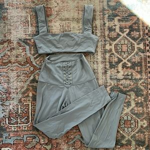 WeWoreWhat Lace-Up Leggings Set